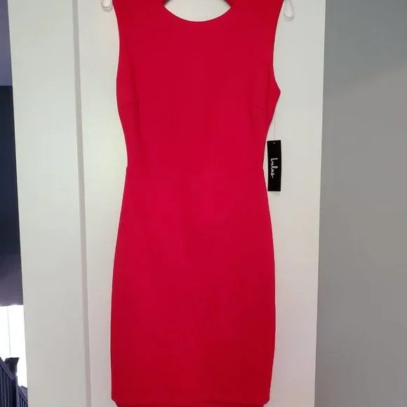 Dress - Picture 2 of 3